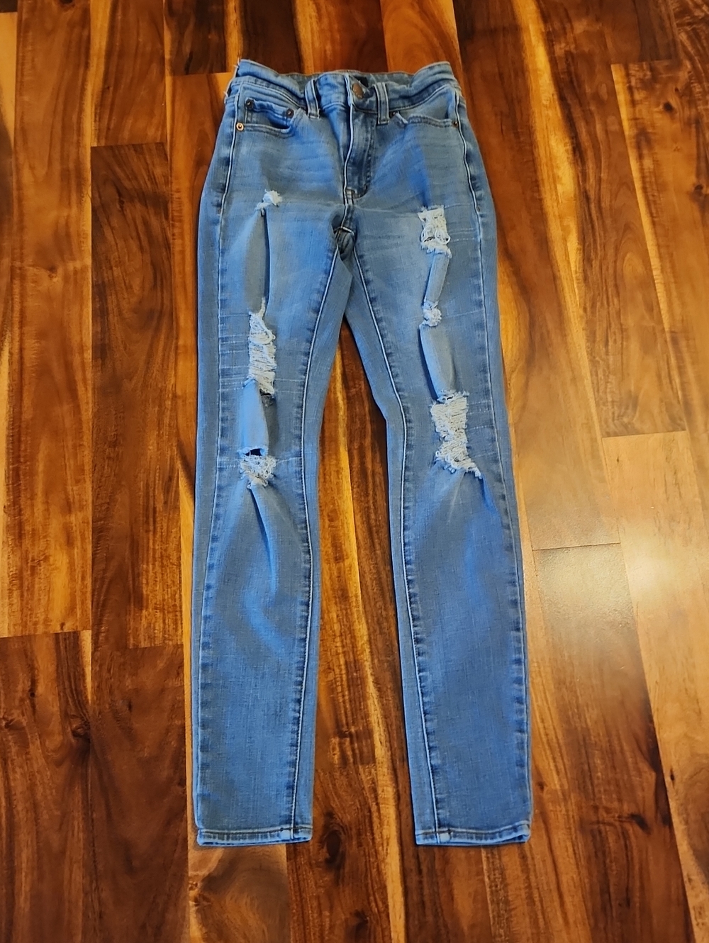 Aeropostale Light Blue Distressed Skinny Jeans